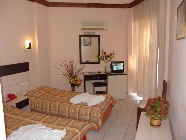 Imagen de la habitación del Hotel Kleopatra İkiz Otel. Foto 7