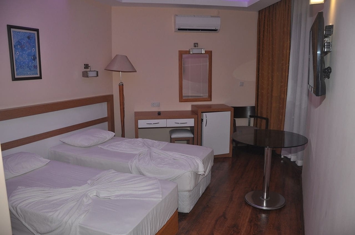 Imagen de la habitación del Hotel Kleopatra İkiz Otel. Foto 11