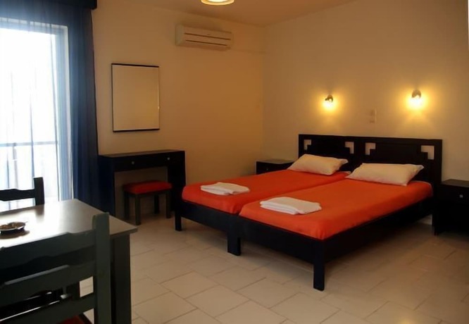 Imagen de la habitación del Hotel Klery Studios. Foto 18