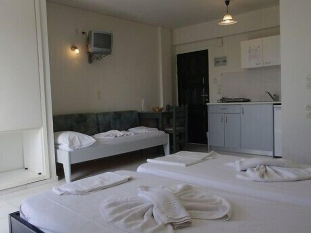 Imagen de la habitación del Hotel Klery Studios. Foto 21