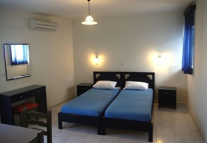 Imagen de la habitación del Hotel Klery Studios. Foto 39