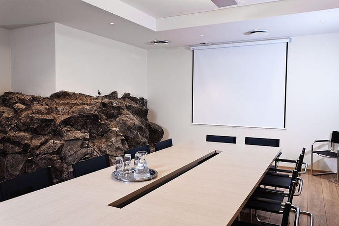 Imagen de los interiores del Hotel Klettur. Foto 13