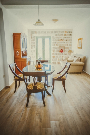 Imagen de la habitación del Hotel Klinci Village Resort. Foto 4