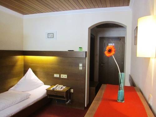 Imagen de la habitación del Hotel Klingler. Foto 9