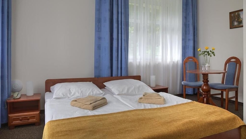 Imagen de la habitación del Hotel Klinika Mlodosci Medical SPA. Foto 16