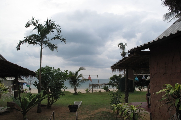 Imagen de los exteriores del Hotel Klong Jark Bungalow. Foto 13