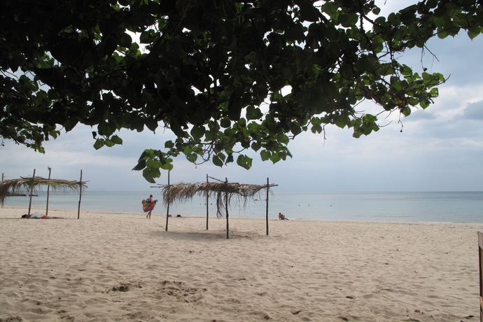 Imagen de los exteriores del Hotel Klong Jark Bungalow. Foto 14