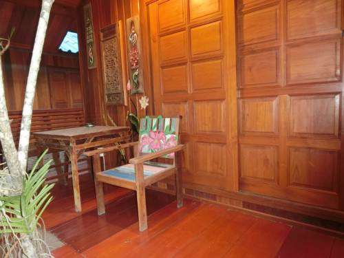 Imagen de la habitación del Hotel Klong Suan Plu Resort. Foto 6