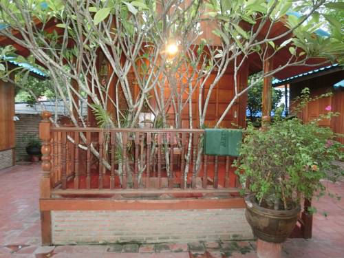 Imagen de la habitación del Hotel Klong Suan Plu Resort. Foto 8