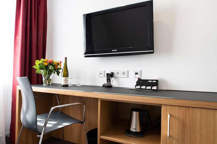 Imagen de la habitación del Hotel Kloster Eberbach. Foto 11