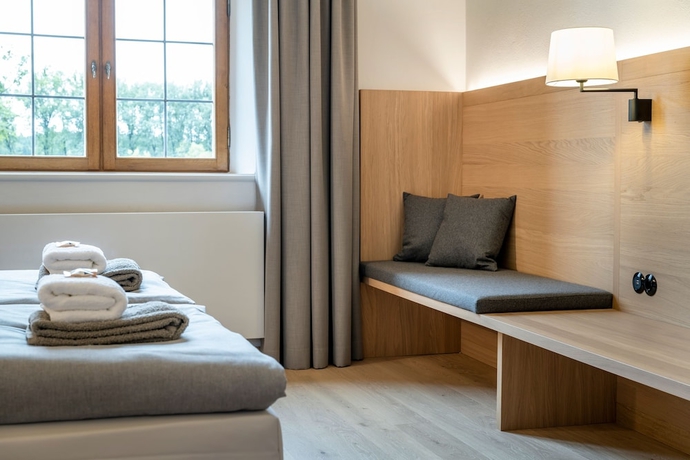Imagen de la habitación del Hotel Kloster Seeon. Foto 11