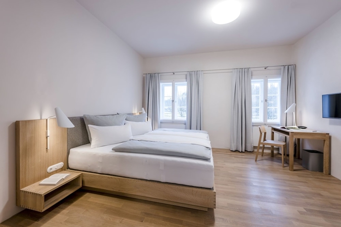 Imagen de la habitación del Hotel Kloster Seeon. Foto 13