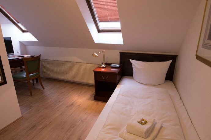 Imagen de la habitación del Hotel Kloster-Remise. Foto 19