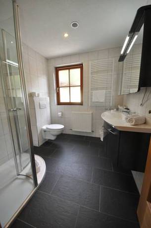 Imagen de la habitación del Hotel Klostertalerhof. Foto 3