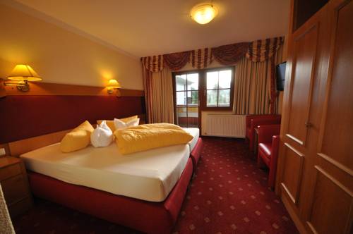 Imagen de la habitación del Hotel Klostertalerhof. Foto 5