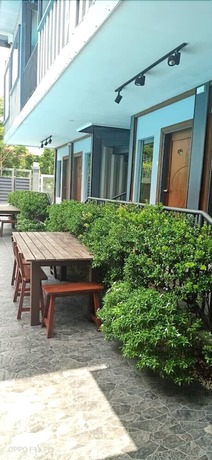 Imagen de los exteriores del Hotel Kluang Container Swimming Pool Hotel. Foto 15