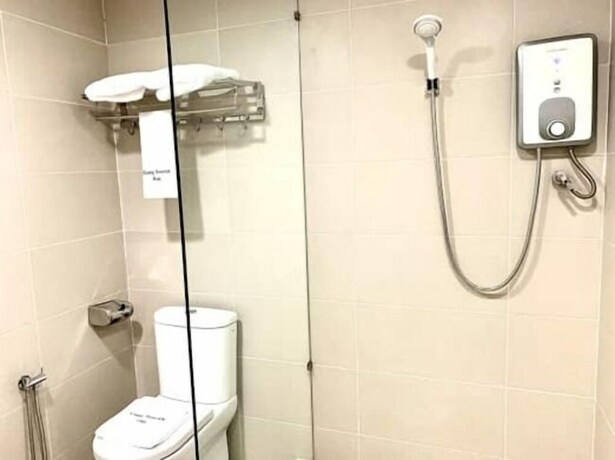 Imagen de la habitación del Hotel Kluang Riverview. Foto 12