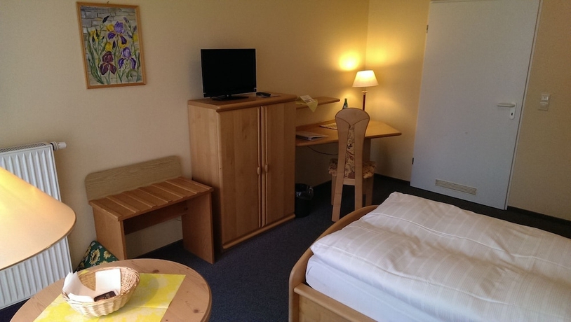 Imagen de la habitación del Hotel Kneipp-bund-hotel Heikenberg. Foto 13