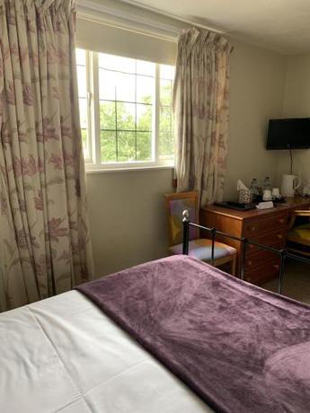 Imagen de la habitación del Hotel Knights Court. Foto 7