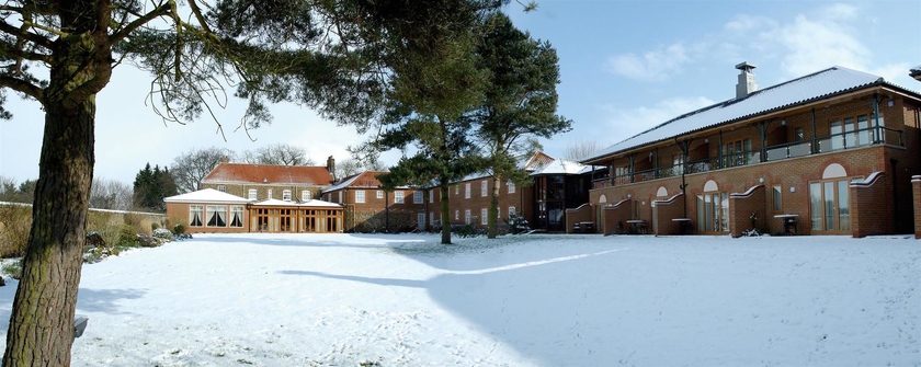 Imagen general del Hotel Knights Hill and Spa. Foto 3