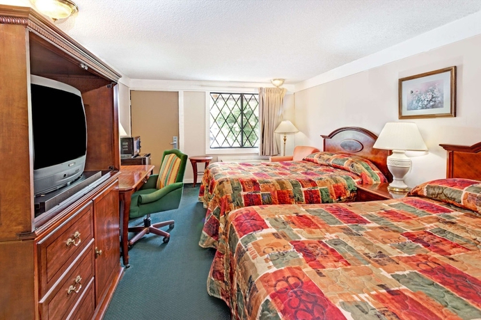 Imagen de la habitación del Hotel Knights Inn Austell. Foto 6