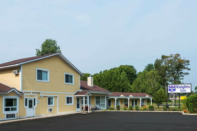Imagen general del Hotel Knights Inn Bracebridge. Foto 6
