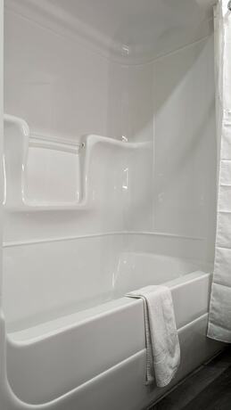 Imagen general del Hotel Knights Inn Bracebridge. Foto 11