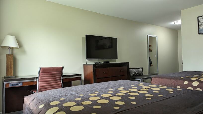 Imagen de la habitación del Hotel Knights Inn Bracebridge. Foto 16