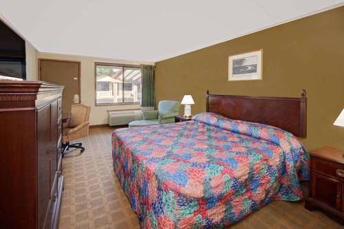 Imagen de la habitación del Hotel Knights Inn Bridgeport. Foto 5