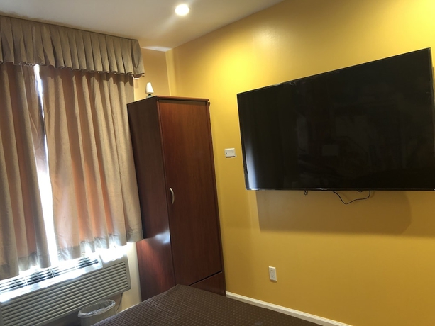 Imagen de la habitación del Hotel Knights Inn Brooklyn Sunset Park. Foto 10