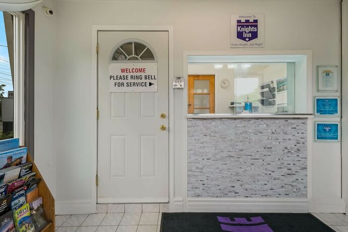 Imagen general del Hotel Knights Inn Burlington, ON. Foto 1