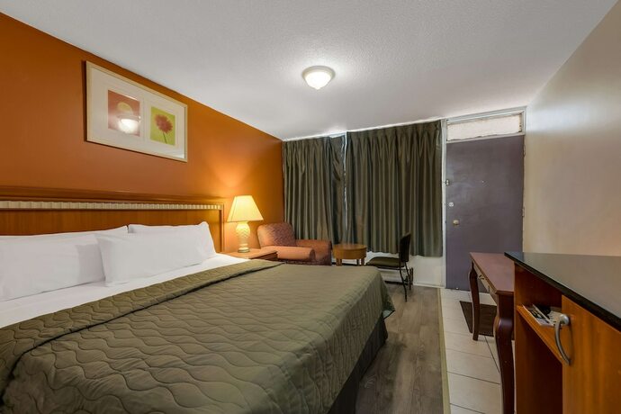 Imagen general del Hotel Knights Inn Burlington, ON. Foto 2
