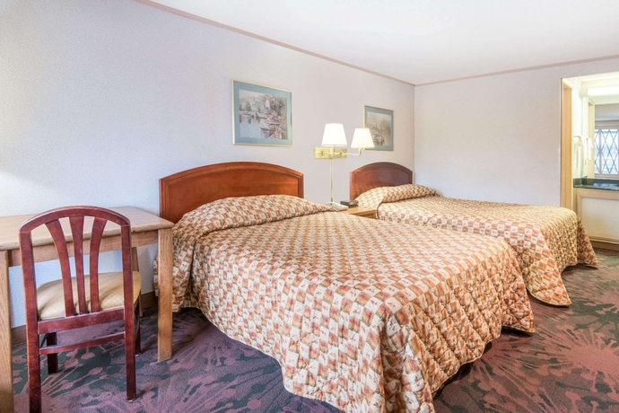 Imagen de la habitación del Hotel Knights Inn Canton, Canton Area. Foto 5
