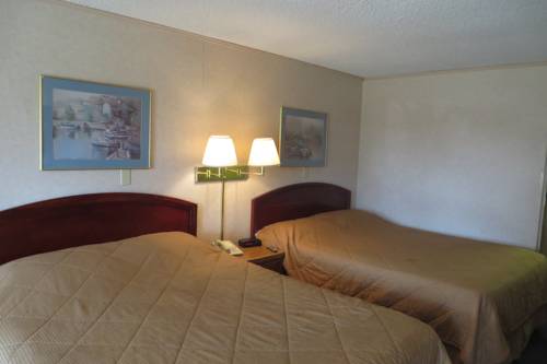 Imagen de la habitación del Hotel Knights Inn Canton, North Canton. Foto 8