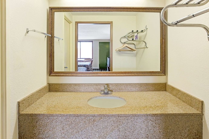 Imagen de la habitación del Hotel Knights Inn Cartersville. Foto 8
