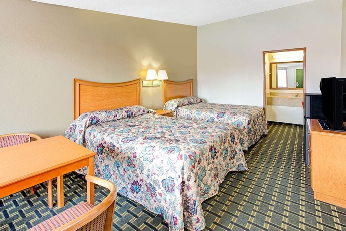 Imagen de la habitación del Hotel Knights Inn Cartersville. Foto 10