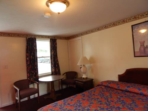 Imagen de la habitación del Hotel Knights Inn Centerville Cape Cod Area. Foto 9
