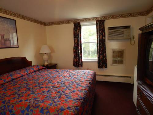 Imagen de la habitación del Hotel Knights Inn Centerville Cape Cod Area. Foto 11