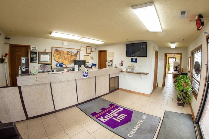 Imagen de los interiores del Hotel Knights Inn Chanute. Foto 19