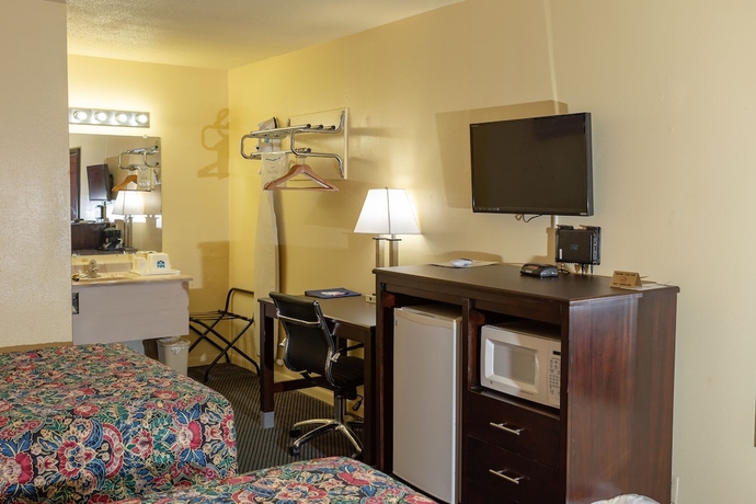 Imagen de la habitación del Hotel Knights Inn Chanute. Foto 15