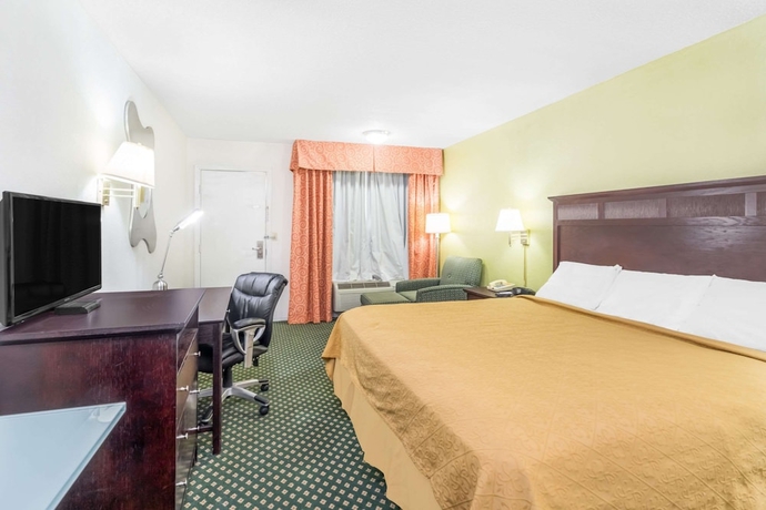 Imagen de la habitación del Hotel Knights Inn Chattanooga. Foto 10