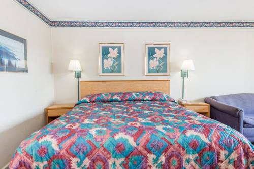 Imagen de la habitación del Hotel Knights Inn - Cleveland. Foto 2