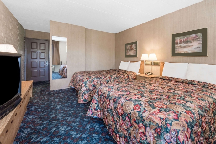 Imagen de la habitación del Hotel Knights Inn Dayton at Poe Ave. Foto 4