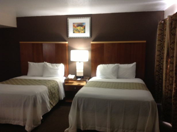 Imagen de los interiores del Hotel Knights Inn Downtown Los Angeles. Foto 8