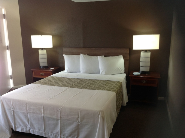 Imagen de los interiores del Hotel Knights Inn Downtown Los Angeles. Foto 9