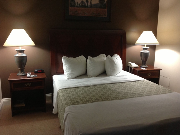 Imagen de los interiores del Hotel Knights Inn Downtown Los Angeles. Foto 10