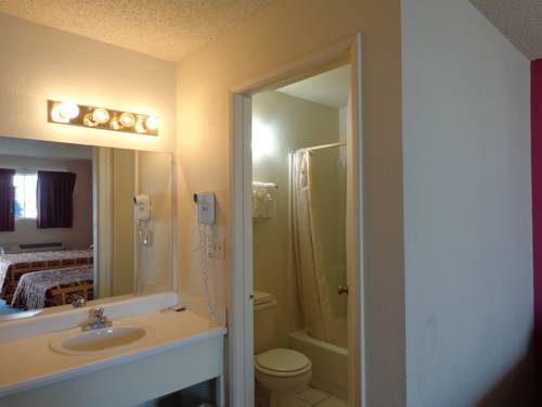 Imagen de la habitación del Hotel Knights Inn Fairground. Foto 3