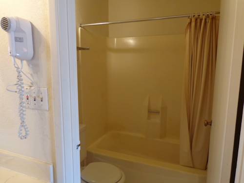 Imagen de la habitación del Hotel Knights Inn Fairground. Foto 11