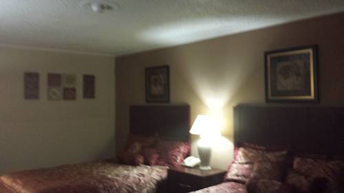 Imagen de la habitación del Hotel Knights Inn Fayetteville. Foto 15