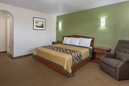 Imagen de la habitación del Hotel Knights Inn Franklin Ave Waco. Foto 4